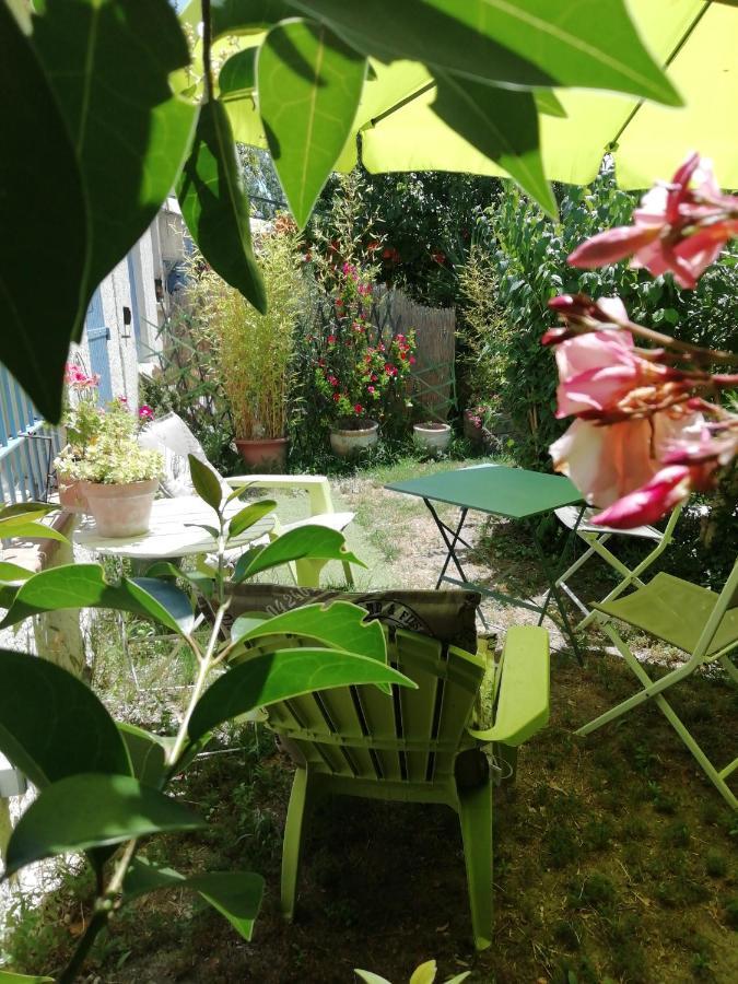 Chambre D'Hote - Mas Le Barret Arles Dış mekan fotoğraf