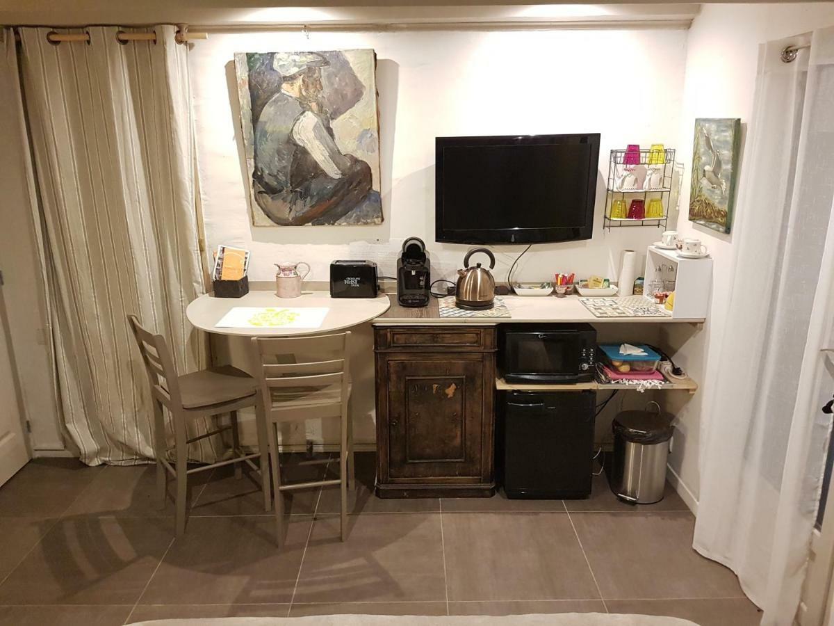 Chambre D'Hote - Mas Le Barret Arles Dış mekan fotoğraf